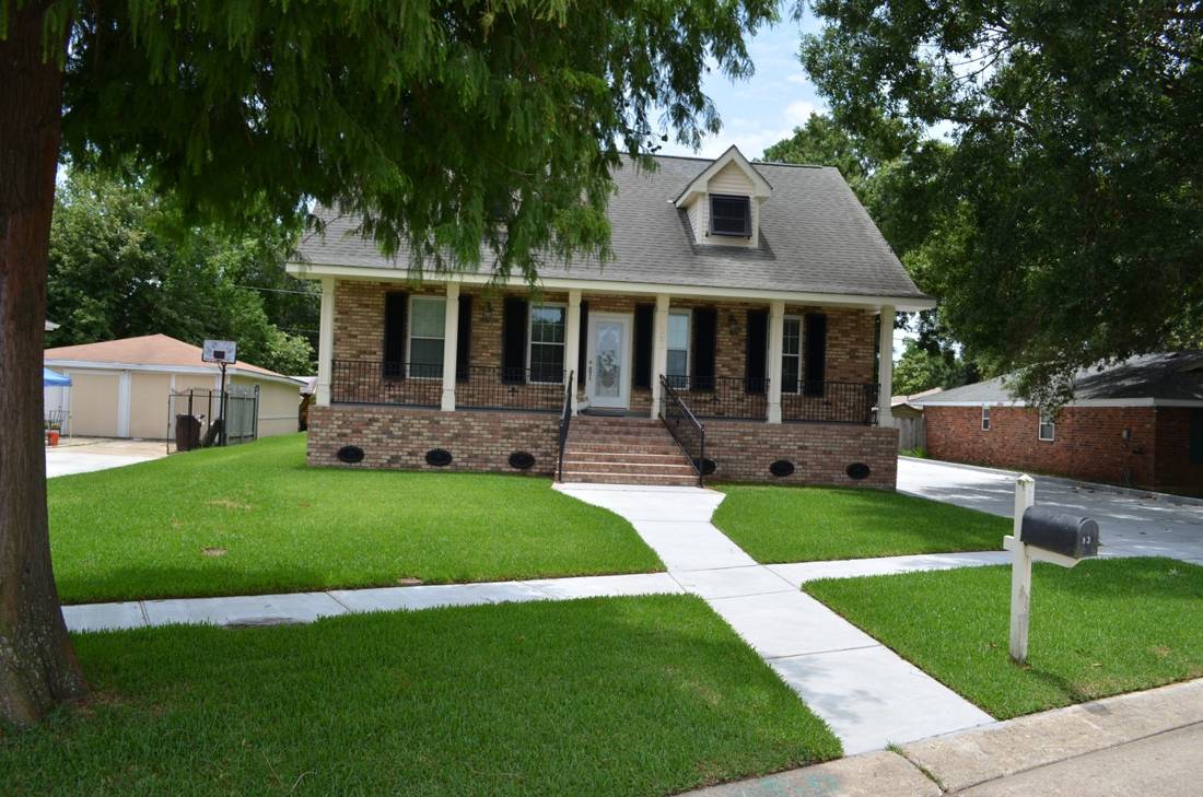 Finished raised brick home