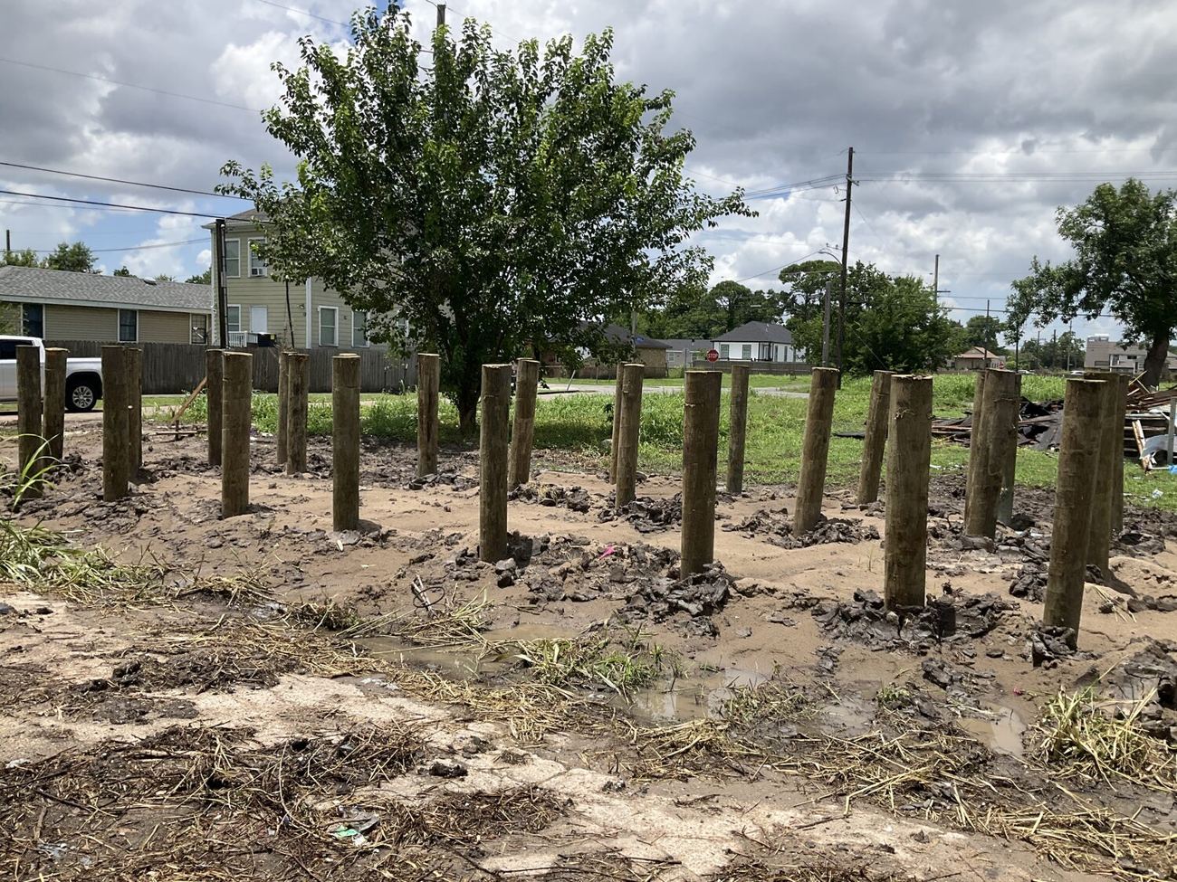 Driven pilings foundation